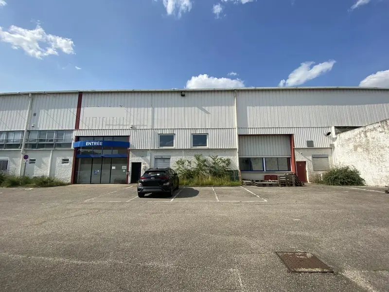 A louer Locaux d'activité 1217m² Lyon 07