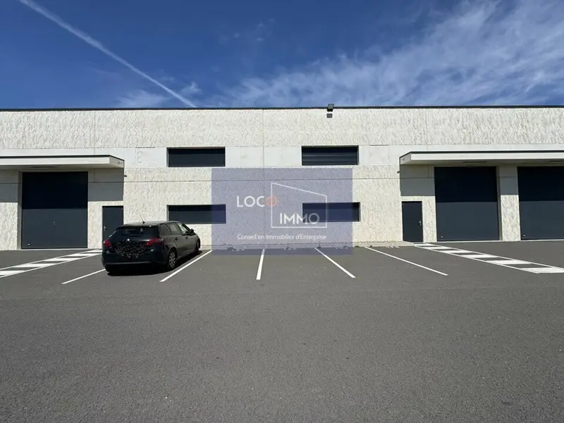 A louer Locaux d'activité 448m² Izon