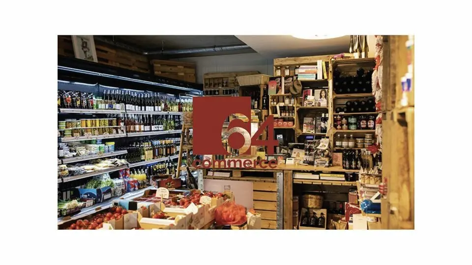 BORDEAUX LOCAL COMMERCIAL DE 100 M²  ENV A LOUER