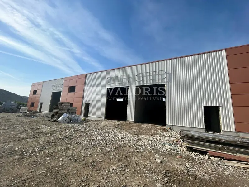 A louer Locaux d'activité 2109m² Chassieu