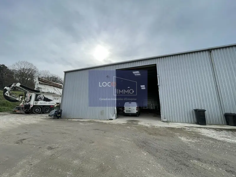À LOUER  BÂTIMENT D'ACTIVITÉ INDÉPENDANT  BASSENS (33)