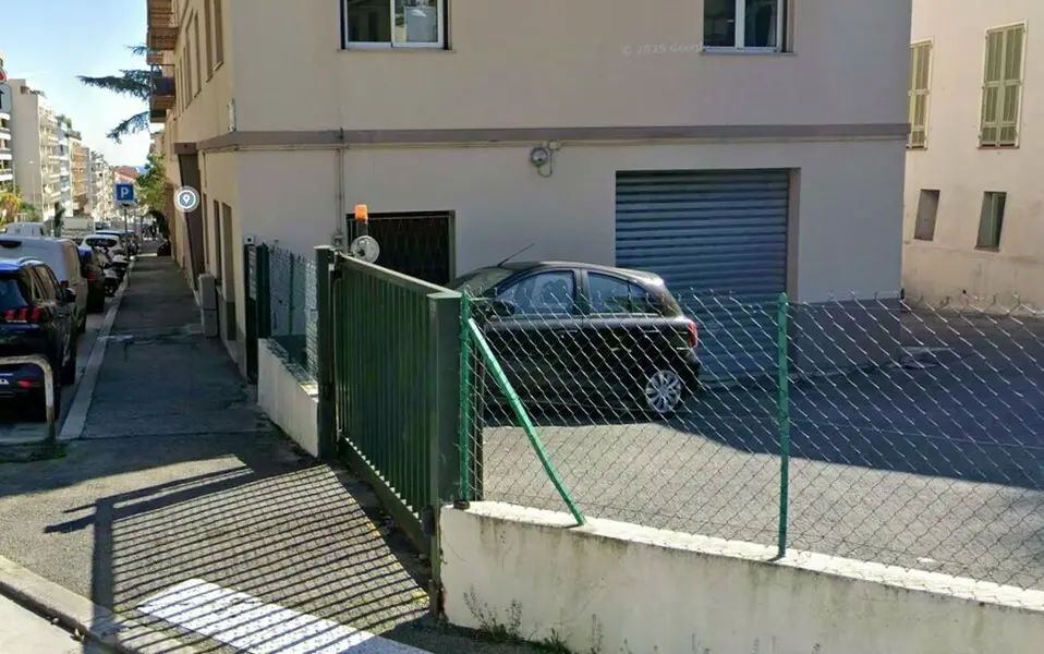 CANTA GALET LOCAUX D'ACTIVITES A VENDRE