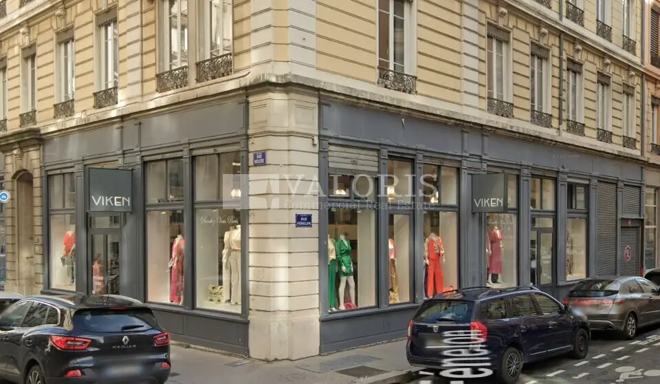 A louer Local commercial  175m² Lyon 06