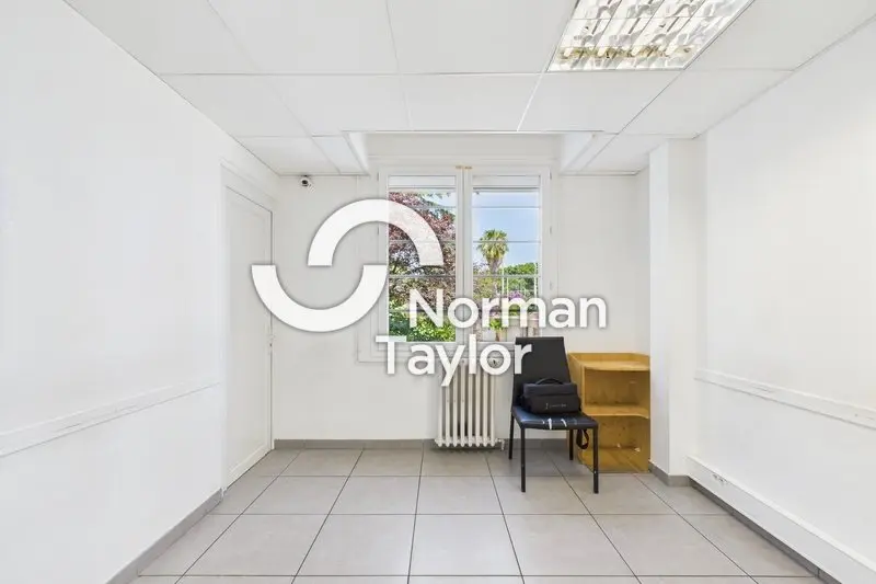 A louer Bureaux 77m² Montpellier