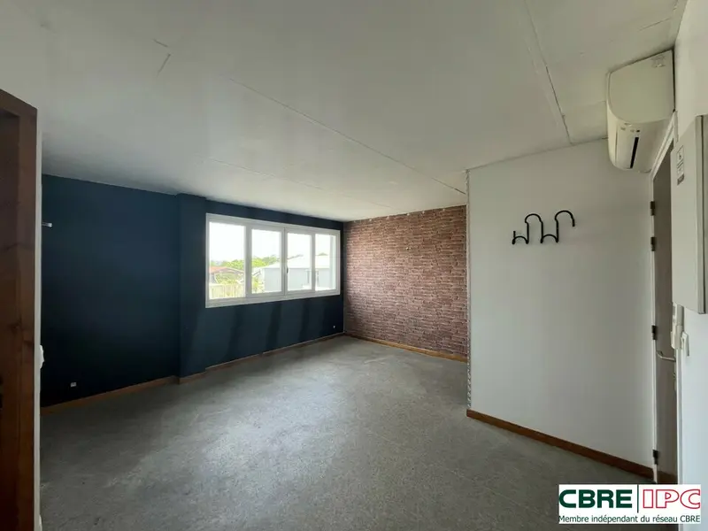 LOCATION - REF : 7894PC
