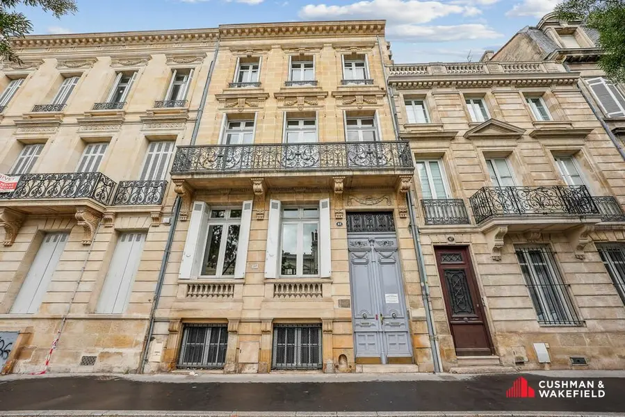 A louer Bureaux 80m² Bordeaux