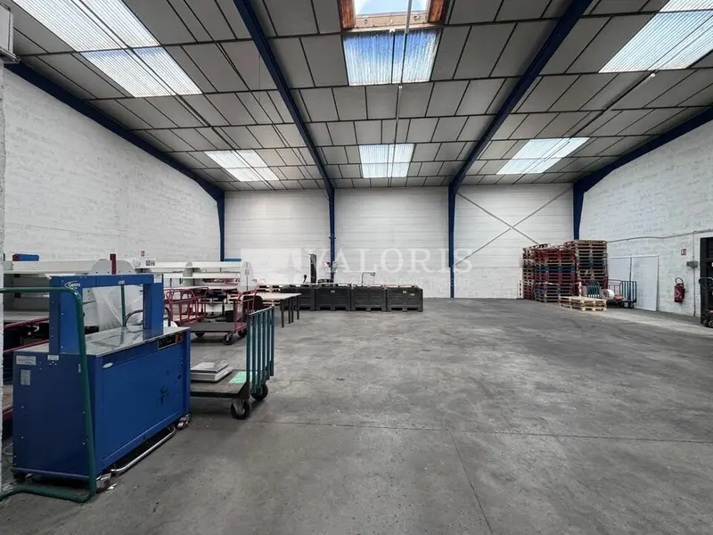 Cellule de 501 m² au coeur de la techlid !