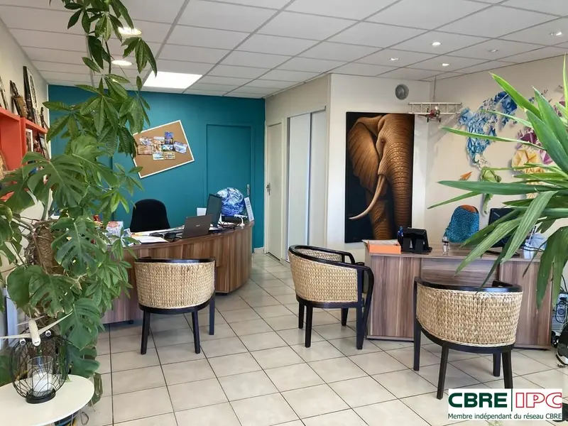 LOCATION - REF : 7950FD