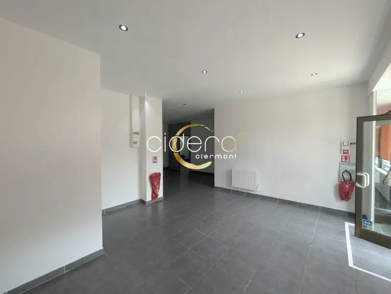A louer bureaux avec vitrine 74m² Centre-ville de Vichy (03200)
