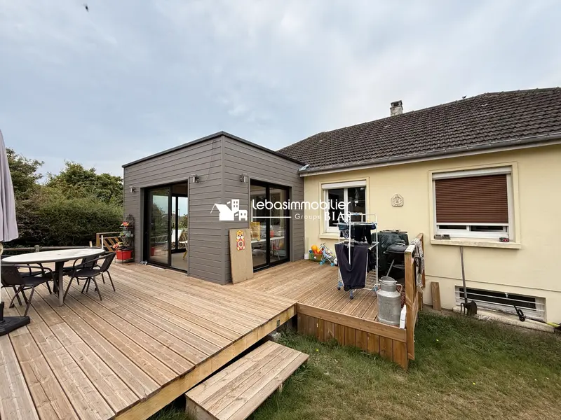 Pavillon rénovée - proche commodités