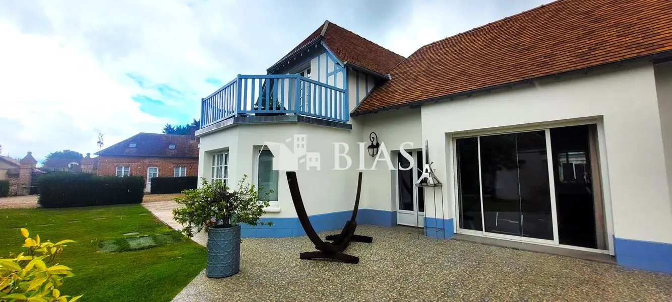 BELLE DEMEURE