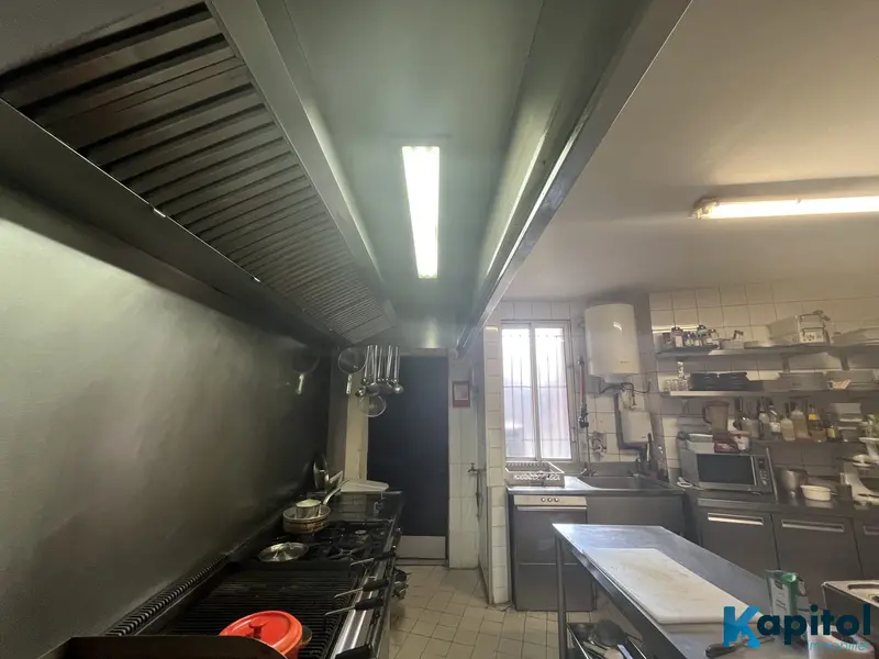 RESTAURANT - 150m² - SAINT MAUR DES FOSSES