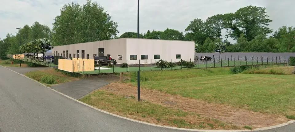 A louer Locaux d'activité 720m² Authieux-Ratiéville