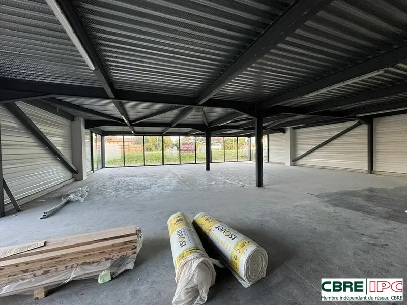 LOCATION  - REF : 8025MP2