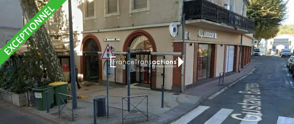 A LOUER LOCAL COMMERCIAL 365 m² CAHORS ANGLE DE RUE