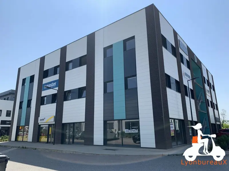 Show room de 149m2 en rdc à vendre à GENAY