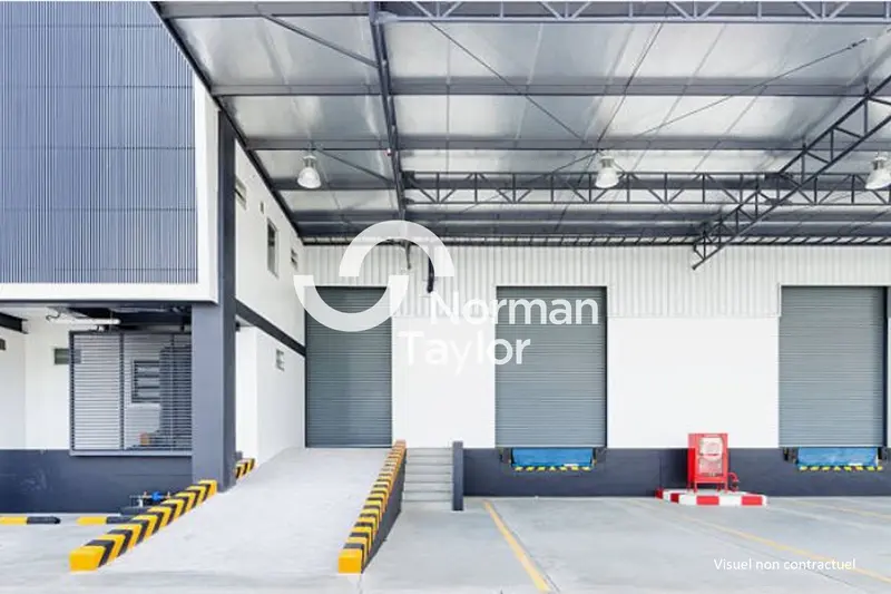 Locaux d'activités de 15 173 m² divisibles à louer - Tarascon (13) Locaux d'activités de 15 173 m² divisibles à louer - Tarascon (13)