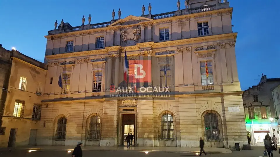 CESSION DE BAIL D'UN LOCAL COMMERCIAL D'ENVIRON 77 m² EN ANGLE DE RUE