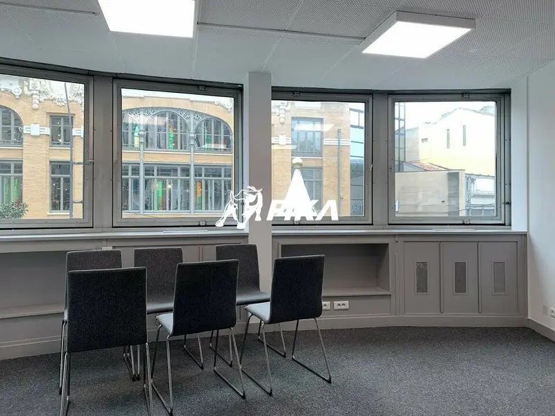 A LOUER plateau de BUREAUX 185 m² - TOULOUSE 31000