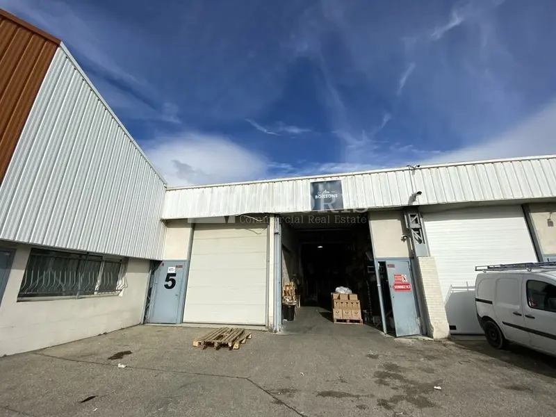 A louer Locaux d'activité 1351m² Vénissieux