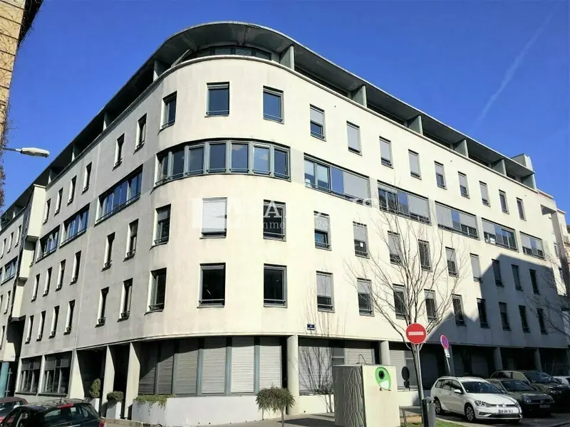 A louer Bureaux 900m² Lyon 03