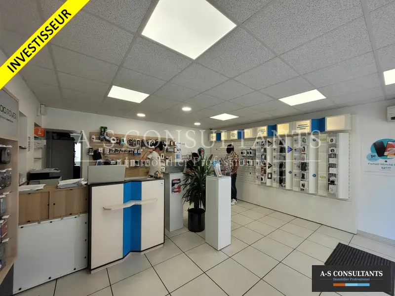 A vendre Local commercial  51m² Rives