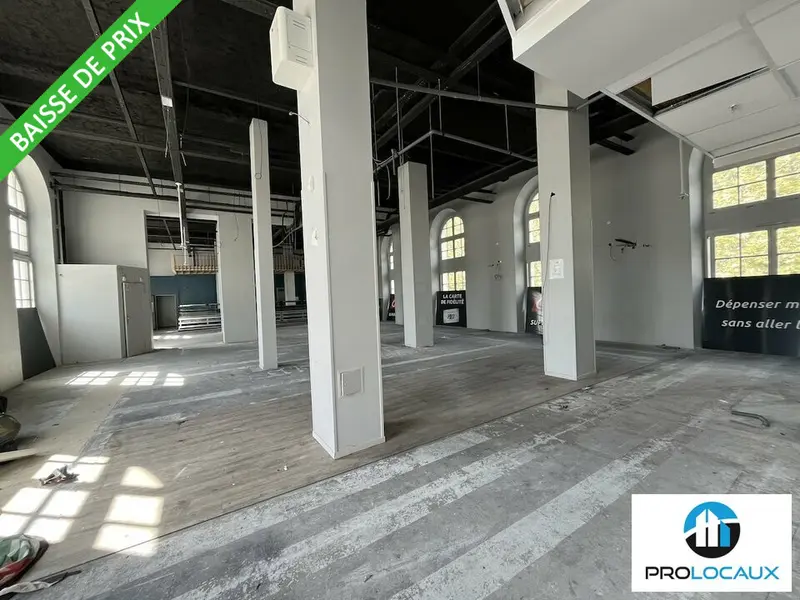 A louer Local commercial  344m² Compiègne