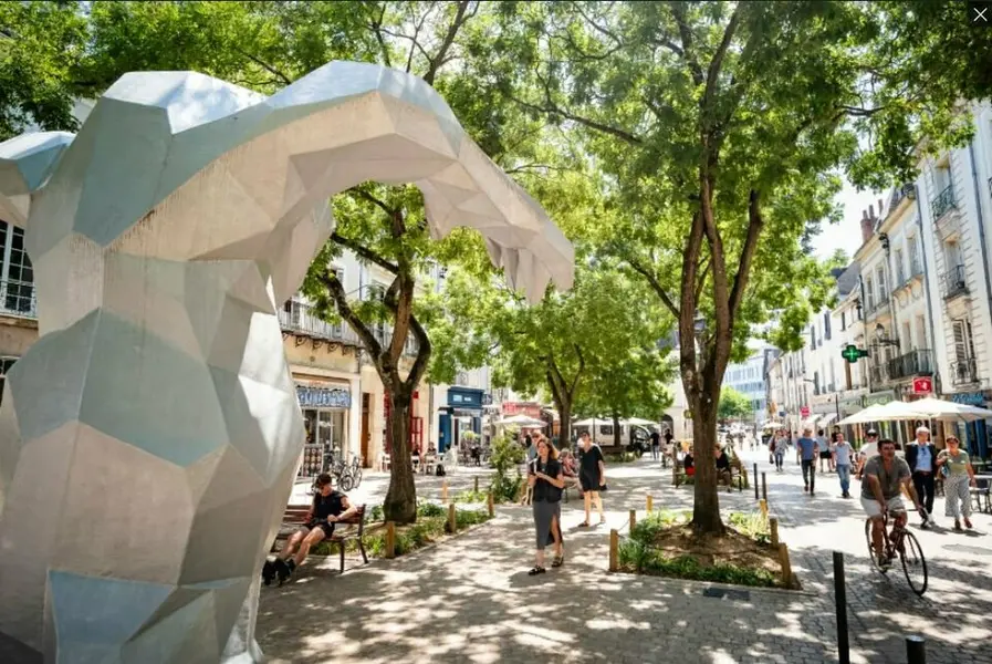 TOURS -  CESSION FONDS DE COMMERCE -  RESTAURANT AVEC EXTRACTION 