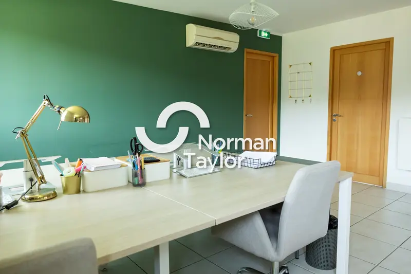 A louer Bureaux 95m² Candillargues