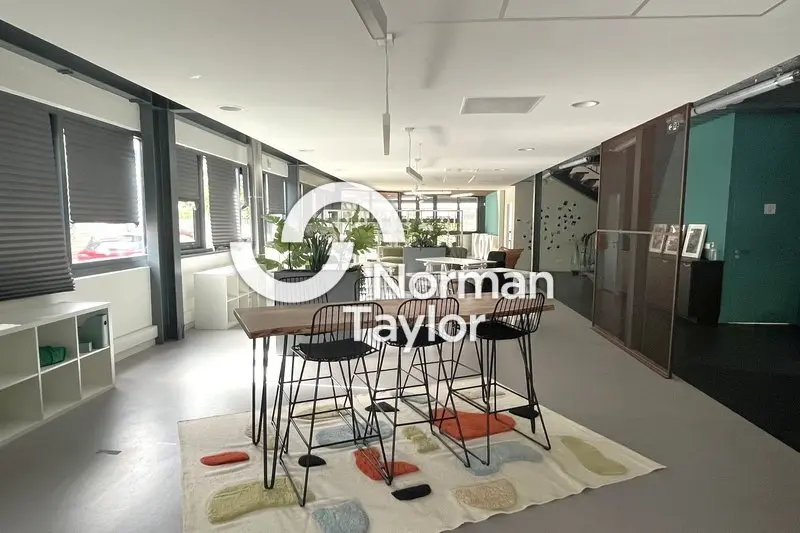 A louer Bureaux 70m² Castelnau-le-Lez