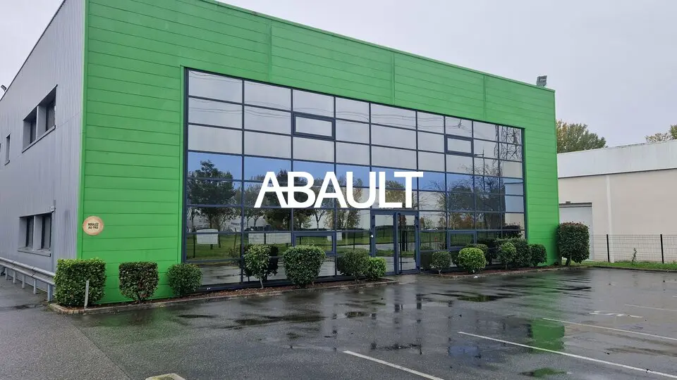 A LOUER BATIMENT MIXTE - 960M² ENVIRON