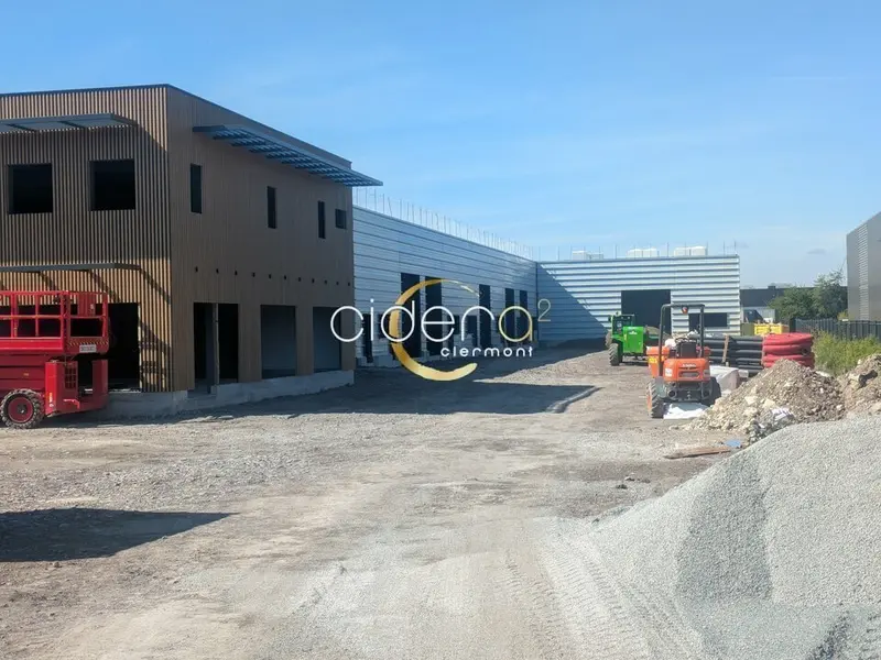 A louer local d'activité neuf sur la commune de la Roche Blanche