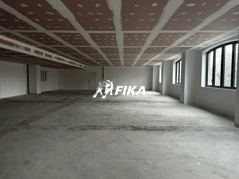 A LOUER BUREAUX 400 m² - (31500) TOULOUSE