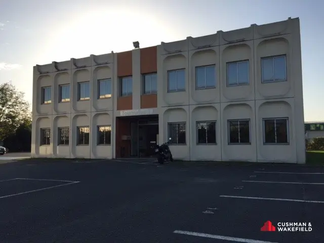 Bureaux à la location de 110 m² à Mérignac