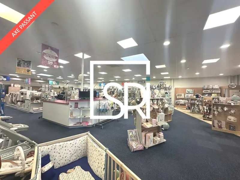 RARE - VENTE LOCAL COMMERCIAL - 63500 ISSOIRE