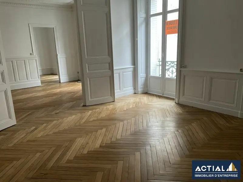 NANTES CENTRE COEUR DE VILLE immeuble de caractère