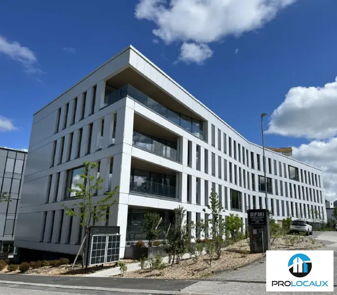 A louer Bureaux 992m² Annecy-le-Vieux