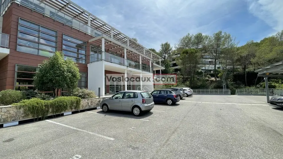 A louer Bureaux 116m² Valbonne