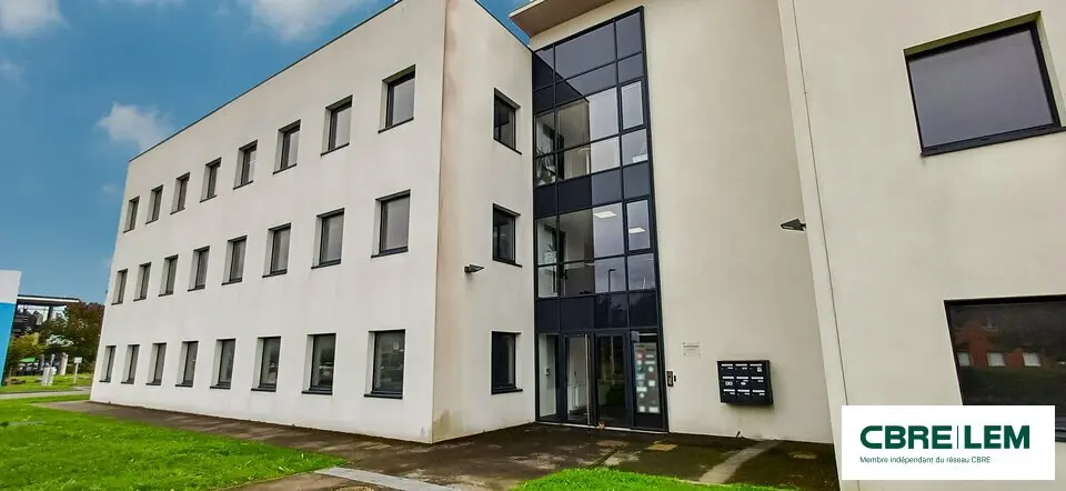 CAMPUS EFFISCIENCE à l'est de Caen, proche de l'A13 et de la Gare.