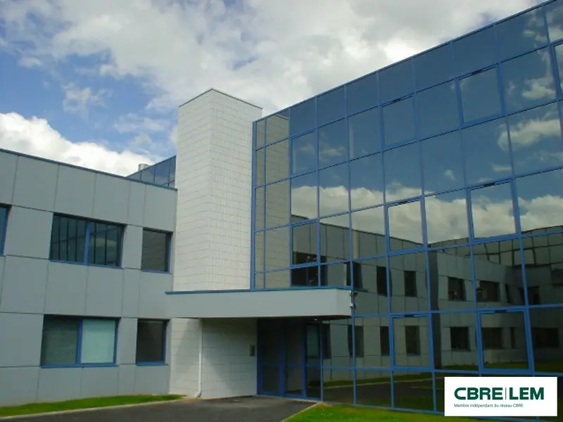 A louer Bureaux 153m² Hérouville-Saint-Clair