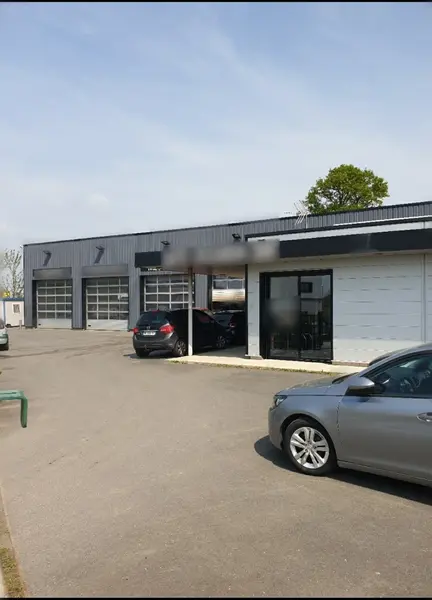 VENTE  LOCAL D'ACTIVITÉ  900 M²  CHEVAIGNÉ