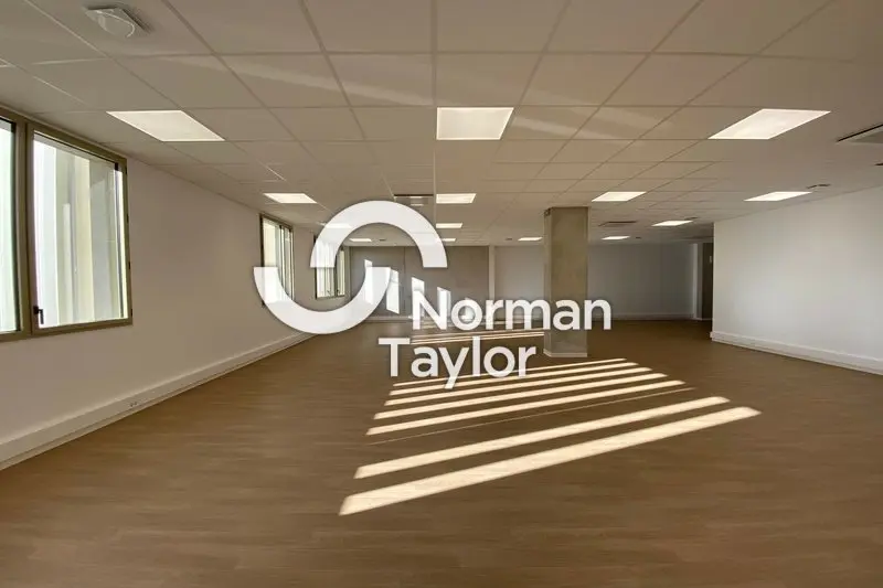 A louer Bureaux 180m² Montpellier
