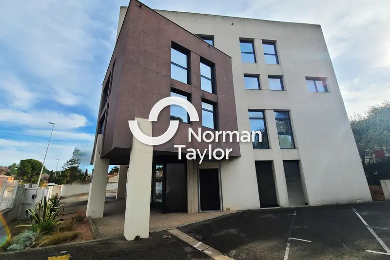 Bureaux de 106 m² à vendre - Béziers