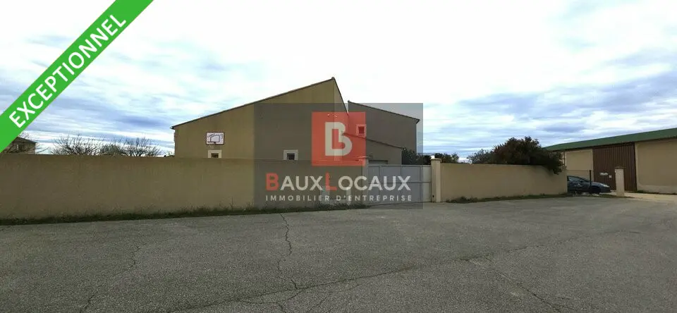 A vendre Locaux d'activité 390m² Cairanne