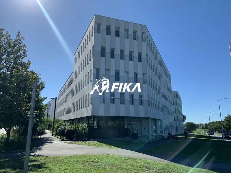 A LOUER BUREAUX 200m² - 31130 BALMA VIDAILHAN