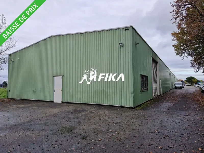 A vendre Locaux d'activité 2300m² Canals