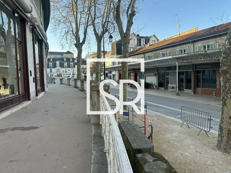 Fonds de commerce à vendre - Vichy (03200) - 250 000 €