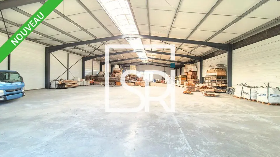 A louer Entrepôt 1200m² Gimeaux