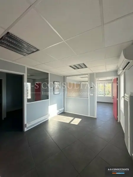 A louer Bureaux 145m² Chambéry