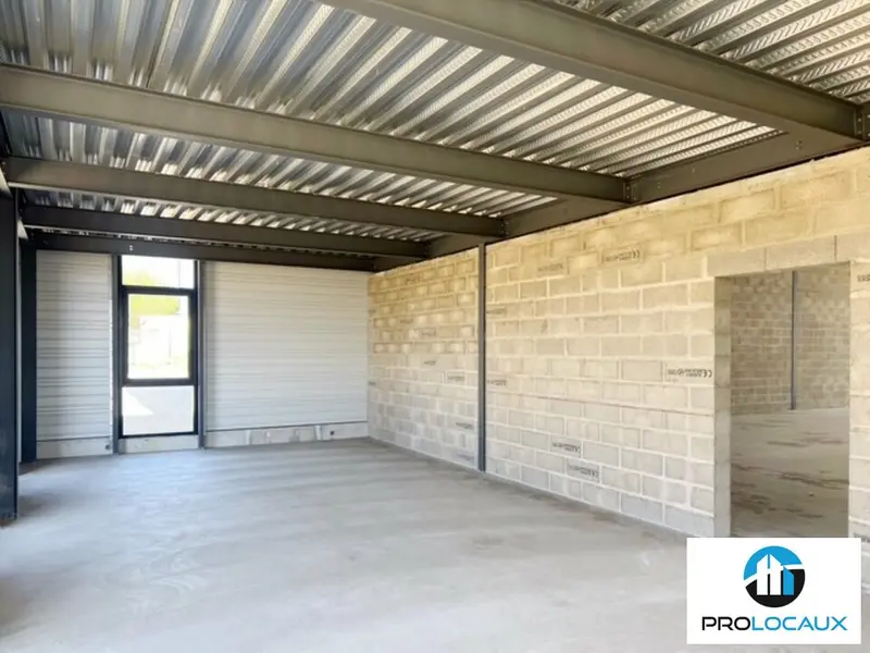 A louer Locaux d'activité 386m² Crouy-en-Thelle